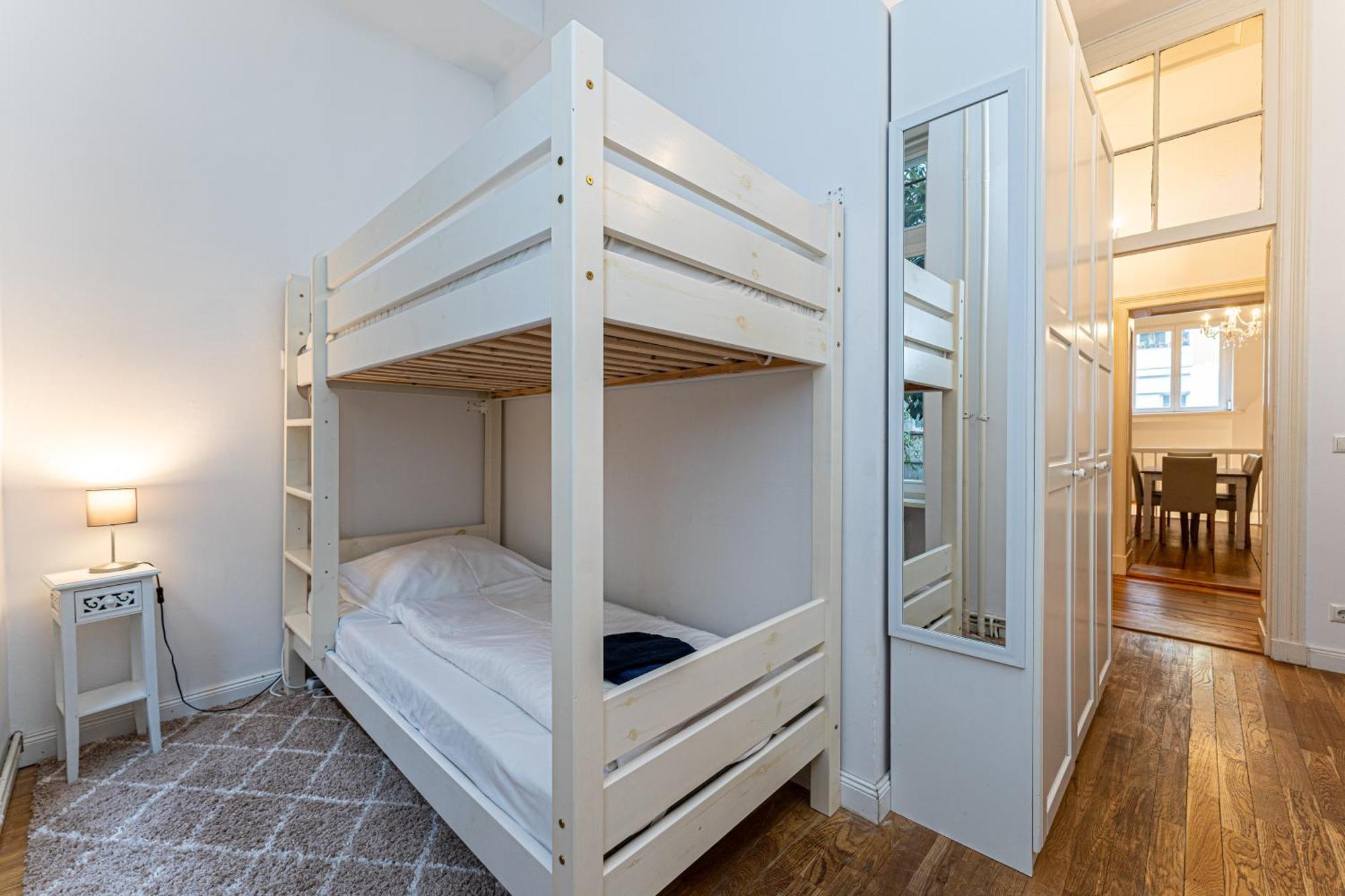 Be In Berlin Apartments Zentral Und Ruhig Fuer Familien Und Geschaeftsreisende In Schoeneberg Bagian luar foto
